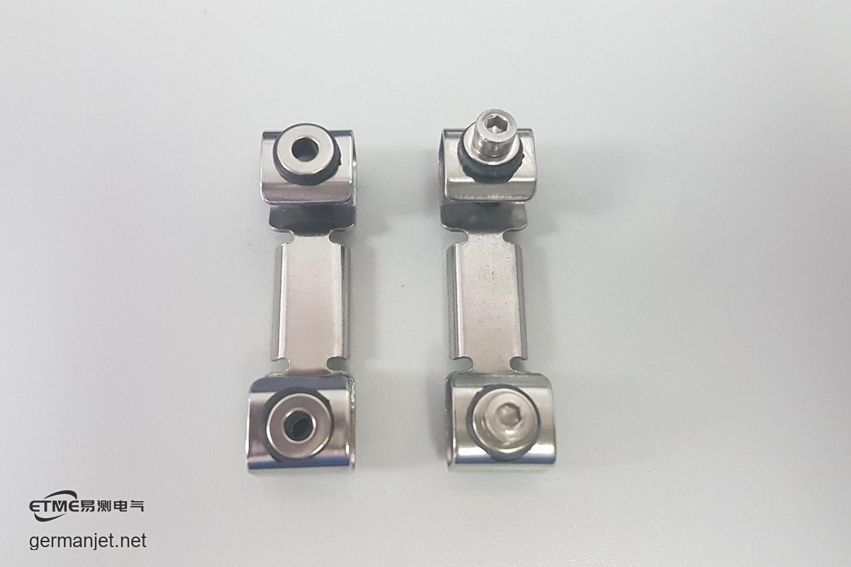 Ejector Sensor Jitter on an Injection Moulding Machine: From Mounting Plate Resonance to the Standard Clip Fitting