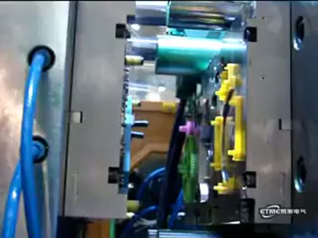 模具自动化单元 · 多处位置测点巡览